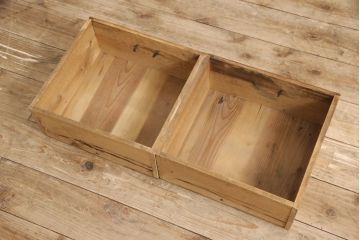 昭和中期の鉄脚付き収納棚の見た目を変えずに綺麗にリペア!クリアワックス塗装で仕上げ。(戸棚、飾り棚、オープン棚)