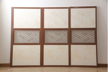 昭和後期の組子入りふすまをリペア&カスタム!リサイズし、開き戸として使えるよう仕様を変更。引手は埋木処理。襖紙を張り替え、本体は現状に近い色味に着色仕上げ。(引き戸、帯戸)
