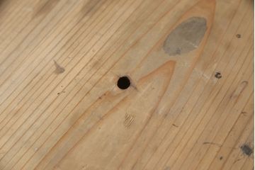 昭和中期のキャビネットの見た目を変えずに綺麗にリペア!清掃をし、天板補強と可動部の調整。風合いを最大限に残した仕上がりに。(戸棚、水屋箪笥、収納棚)
