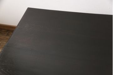 大正時代のダイニングテーブルをリペア&カスタム!幕板下に取り付けられていた桟は取り外し、色味は脚に合わせて着色して仕上げ。(作業台、食卓)