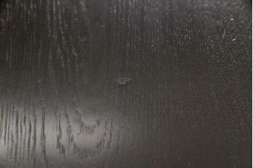 大正時代のダイニングテーブルをリペア&カスタム!幕板下に取り付けられていた桟は取り外し、色味は脚に合わせて着色して仕上げ。(作業台、食卓)