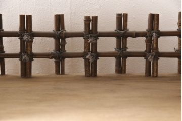 和製ビンテージの丸型茶棚の見た目を変えずに綺麗にリペア!桐材本来の美しさを活かした木地色仕上げ。(飾り棚、茶箪笥、水屋箪笥、収納棚、ヴィンテージ家具)