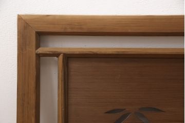 昭和中期の欄間の見た目を変えずに綺麗にリペア!雰囲気を損なわないよう、痛みや割れがある部分のみ新材に入れ替え修復。クリアワックスで仕上げ。(明かり取り、明り取り)