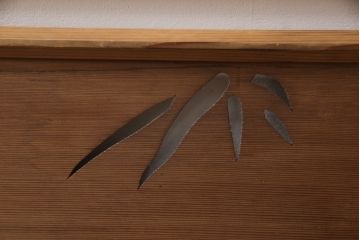 昭和中期の欄間の見た目を変えずに綺麗にリペア!雰囲気を損なわないよう、痛みや割れがある部分のみ新材に入れ替え修復。クリアワックスで仕上げ。(明かり取り、明り取り)