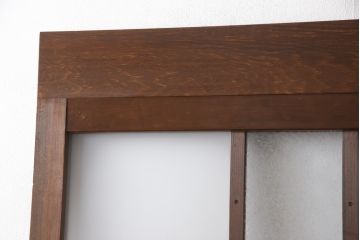 大正昭和初期のレトロなドアをリペア&カスタム!高さをリサイズし、ガラスを反転。蝶番を取り外し、ローラー締まりを取り付け。現状の色味をベースに着色仕上げ。(ガラス扉、建具)