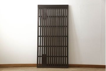 格子戸をリペア&カスタム!高さをリサイズし、吊り金具を取り付け加工。(引き戸、建具)