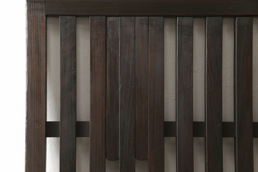 格子戸をリペア&カスタム!高さをリサイズし、吊り金具を取り付け加工。(引き戸、建具)