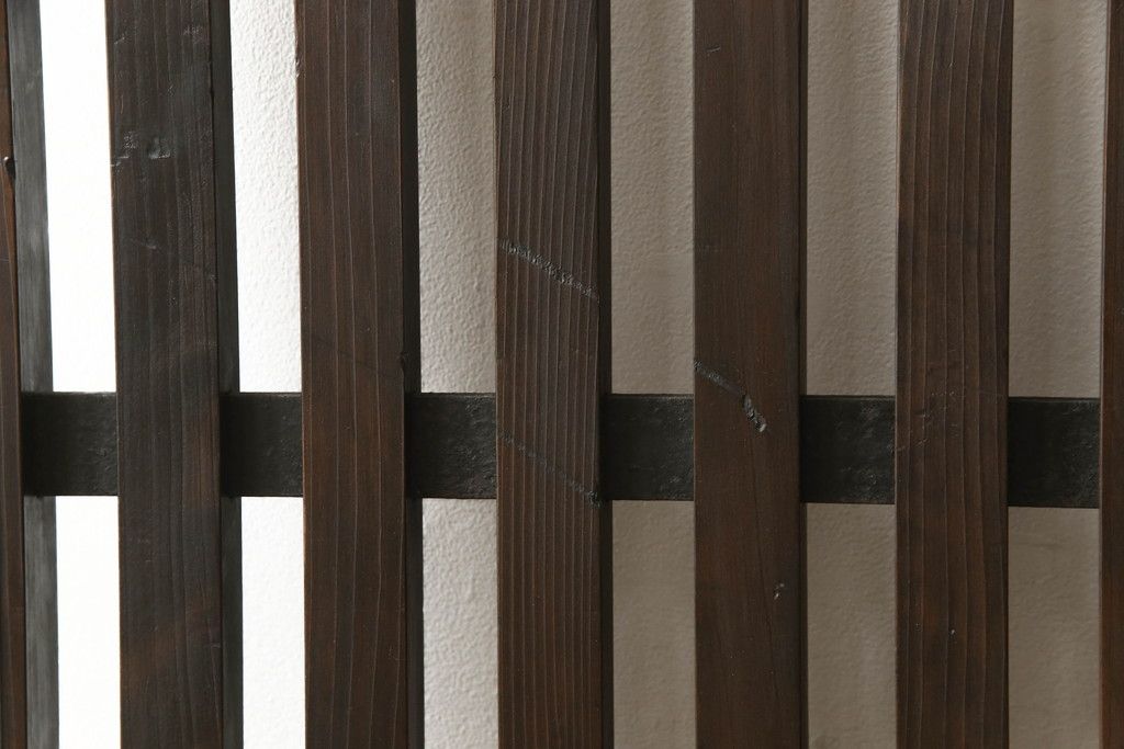 格子戸をリペア&カスタム!高さをリサイズし、吊り金具を取り付け加工。(引き戸、建具)