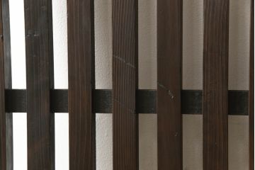 格子戸をリペア&カスタム!高さをリサイズし、吊り金具を取り付け加工。(引き戸、建具)