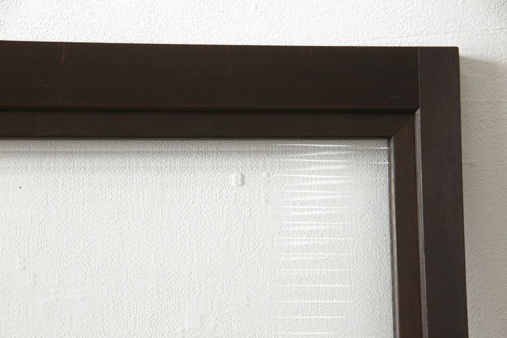 木製ドアをリペア&カスタム!高さと幅をリサイズ。ローラー締まりの取り付け、蝶番の交換。濃い茶色で着色仕上げ。(扉、建具)