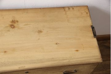 昭和中期の箪笥の見た目を変えずに綺麗にリペア!蜜?ワックス仕上げ。(ローボード、テレビ台、チェスト、引き出し、桐箪笥、桐たんす)