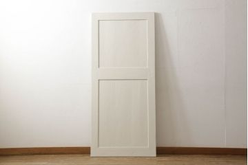 フランスアンティークの木製ドアをリペア&カスタム!高さと幅をリサイズし、鍵金具を取り外して埋木。アンティークのホワイトにペイント仕上げ。(扉、建具)