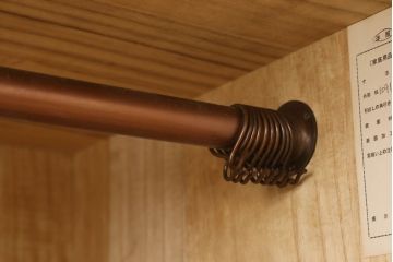 伝統工芸士・中沢和夫作の加茂桐箪笥をリペア&カスタム!オーク系の着色仕上げ。(胴丸、総桐たんす、ワードローブ、衣装箪笥、和タンス、洋服タンス)