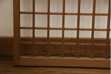 御簾戸4枚をリペア&カスタム!損傷個所を修復しリサイズ。現状の色味を活かして着色仕上げ。(簾戸、簀戸、葭戸、夏障子、夏戸、葦戸)