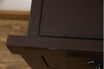 水屋箪笥サイドボードをリペア&カスタム!引き戸裏面をクリアガラスに変更し、本体を現状の色味をベースに着色仕上げ。(キャビネット、食器棚、戸棚、収納棚)