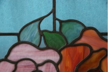 アンティークステンドグラス2枚をリペア&カスタム!それぞれに木枠を新規製作。落ち着いた茶系で着色仕上げ。(明り取り、窓)