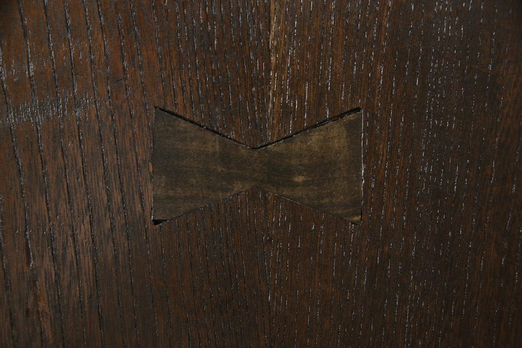 明治大正期の蔵戸をリペア&カスタム!内締り錠、戸車フレーム、振れ止めガイドレール取り付け。新たに戸枠を製作。現状に近い色味に着色、外部用塗料でコーティングして仕上げ。(玄関戸、引き戸、建具)