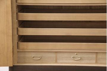 加茂総桐箪笥をリペア&カスタム!ご希望の色味に着色仕上げ。(総桐たんす、桐タンス、着物箪笥、和タンス)