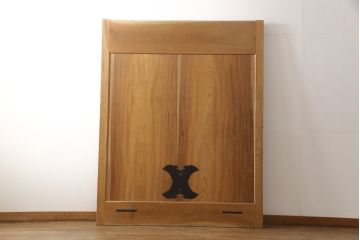 アンティークの蔵戸をリペア&カスタム!鍵穴を塞ぎ、裏面の閂を釘止め。外部用の塗料で仕上げ。(玄関戸、玄関ドア、引き戸)