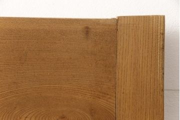 アンティークの蔵戸をリペア&カスタム!鍵穴を塞ぎ、裏面の閂を釘止め。外部用の塗料で仕上げ。(玄関戸、玄関ドア、引き戸)