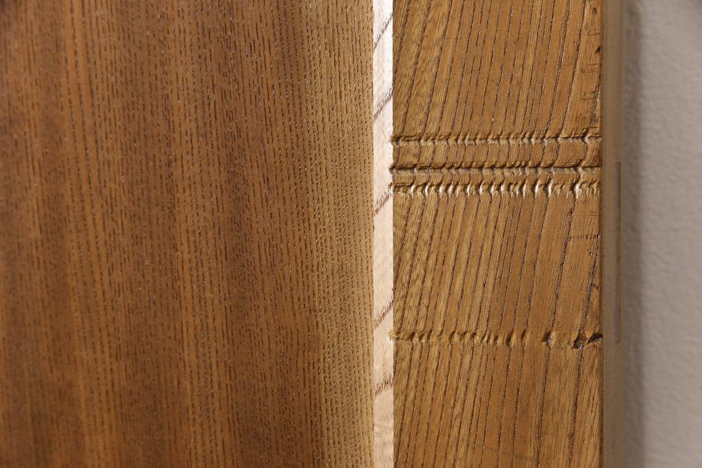 アンティークの蔵戸をリペア&カスタム!鍵穴を塞ぎ、裏面の閂を釘止め。外部用の塗料で仕上げ。(玄関戸、玄関ドア、引き戸)