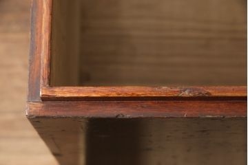 和製アンティークの長持の見た目を変えずに綺麗にリペア!古い風合いを残した仕上げ。(箪笥、収納箱、時代箪笥、ディスプレイ、店舗什器)