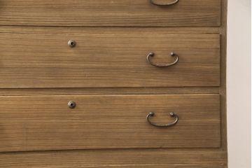 3段重ね箪笥をリペア&カスタム!木部の表情を損なうことなく全体にワックス塗装。(衣装箪笥、引き出し、桐箪笥、桐たんす、和タンス)