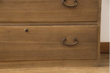 3段重ね箪笥をリペア&カスタム!木部の表情を損なうことなく全体にワックス塗装。(衣装箪笥、引き出し、桐箪笥、桐たんす、和タンス)