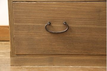 3段重ね箪笥をリペア&カスタム!木部の表情を損なうことなく全体にワックス塗装。(衣装箪笥、引き出し、桐箪笥、桐たんす、和タンス)