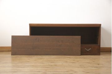 箪笥ローボードをリペア&カスタム!内部棚、左右の仕切りを外しあらたに棚板1枚製作。本体は現状をベースに着色。(戸棚、収納棚)