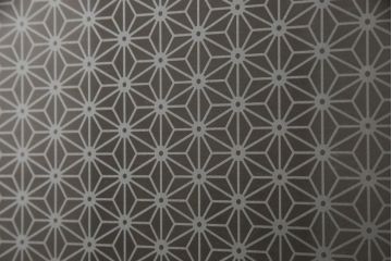 ガラス帯戸4枚をリペア&カスタム!ご希望サイズにリサイズし、引手や戸車は新しく取付。下桟は新材を使用して加工。本体の色味に合わせて着色。(ガラス戸、引き戸、建具)