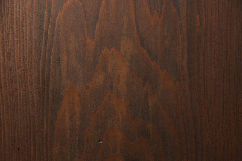 ガラス帯戸4枚をリペア&カスタム!ご希望サイズにリサイズし、引手や戸車は新しく取付。下桟は新材を使用して加工。本体の色味に合わせて着色。(ガラス戸、引き戸、建具)