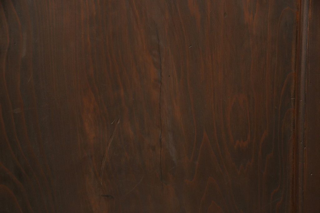 ガラス帯戸4枚をリペア&カスタム!ご希望サイズにリサイズし、引手や戸車は新しく取付。下桟は新材を使用して加工。本体の色味に合わせて着色。(ガラス戸、引き戸、建具)