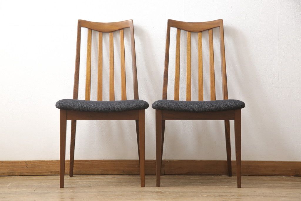 チェア2脚をリペア&カスタム!ご希望の生地で座面を張り替え、本体は現状をベースに着色。(ダイニングチェア、椅子、ビンテージ)