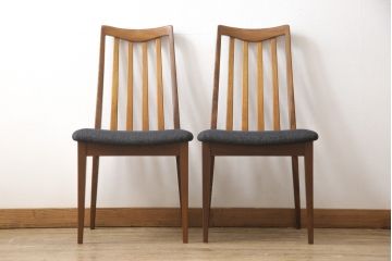 チェア2脚をリペア&カスタム!ご希望の生地で座面を張り替え、本体は現状をベースに着色。(ダイニングチェア、椅子、ビンテージ)