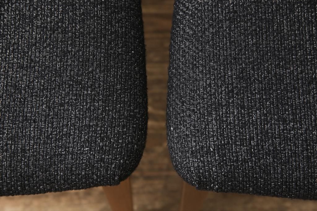 チェア2脚をリペア&カスタム!ご希望の生地で座面を張り替え、本体は現状をベースに着色。(ダイニングチェア、椅子、ビンテージ)