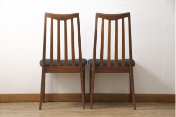 チェア2脚をリペア&カスタム!ご希望の生地で座面を張り替え、本体は現状をベースに着色。(ダイニングチェア、椅子、ビンテージ)