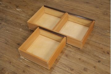 食器棚をリペア&カスタム!キャスター、コンセントを取り付け。(戸棚、収納棚、キャビネット)