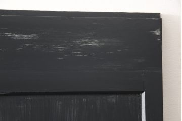 ガラス戸をリペア&カスタム!高さをリサイズし、中央のガラスのみ市松デザインのガラスに交換。戸車を取付け、付け足した部材は本体の色味に合わせて着色。(引き戸、建具)