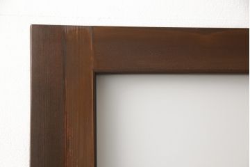 ガラス戸2枚をリペア&カスタム!高さと幅をリサイズし、指定箇所にすりガラス・ダイヤガラス ・モールガラスを配置。戸車を取付け、全体的に着色後水性ワックスにて仕上げ。(建具、引き戸)