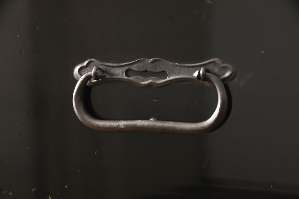 庄内箪笥の見た目を変えずに綺麗にリペア!元の雰囲気を残しつつ研磨して仕上げ。(重ね箪笥、時代箪笥、引き出し)