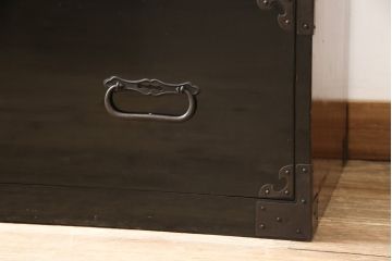 庄内箪笥の見た目を変えずに綺麗にリペア!元の雰囲気を残しつつ研磨して仕上げ。(重ね箪笥、時代箪笥、引き出し)