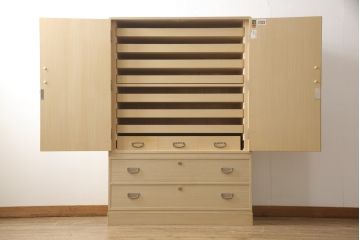 加茂総桐箪笥をリペア&カスタム!上段の引き出し枠を取り払い、衣装盆の受け製作。下段引き出し3杯のうち1杯をカットし高さをリサイズ。(並厚、総桐たんす、桐タンス、着物箪笥、衣装タンス)