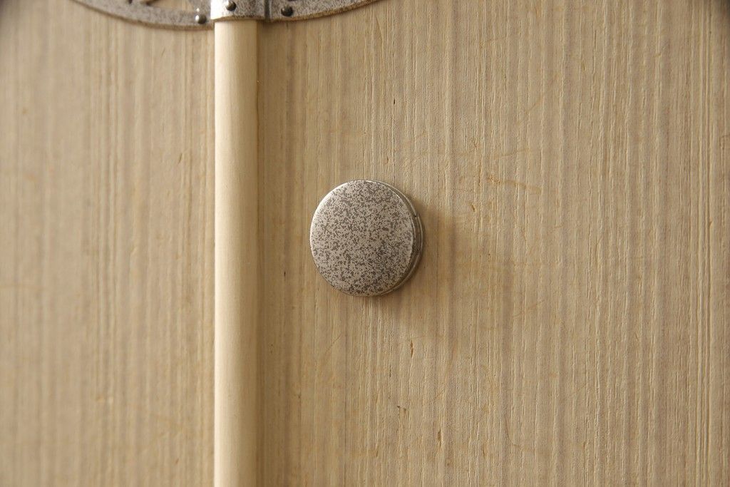 加茂総桐箪笥をリペア&カスタム!上段の引き出し枠を取り払い、衣装盆の受け製作。下段引き出し3杯のうち1杯をカットし高さをリサイズ。(並厚、総桐たんす、桐タンス、着物箪笥、衣装タンス)