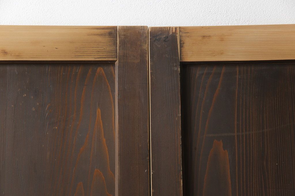 板戸4枚をリペア&カスタム!高さと幅をリサイズし、引手・戸車を取付け。(板戸、引き戸、建具)