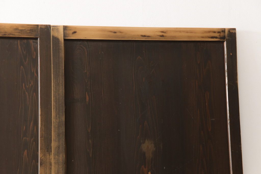 板戸4枚をリペア&カスタム!高さと幅をリサイズし、引手・戸車を取付け。(板戸、引き戸、建具)