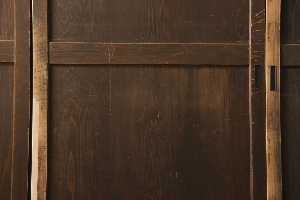 板戸4枚をリペア&カスタム!高さと幅をリサイズし、引手・戸車を取付け。(板戸、引き戸、建具)