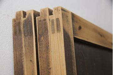 板戸4枚をリペア&カスタム!高さと幅をリサイズし、引手・戸車を取付け。(板戸、引き戸、建具)