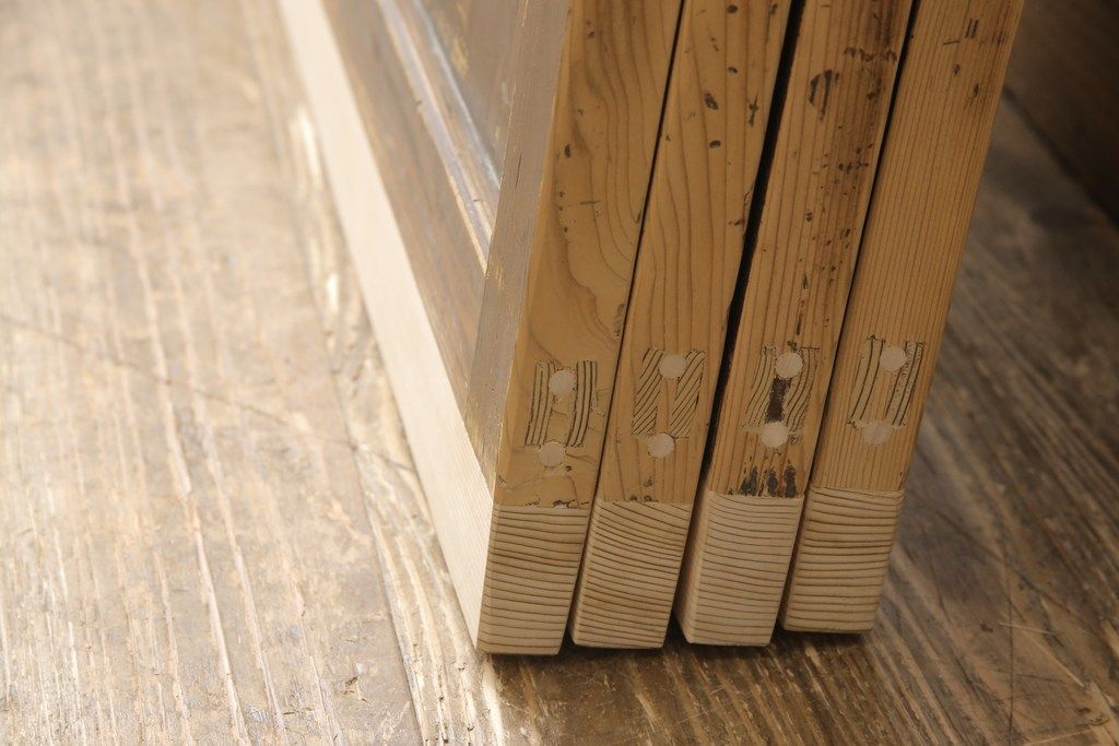 板戸4枚をリペア&カスタム!高さと幅をリサイズし、引手・戸車を取付け。(板戸、引き戸、建具)