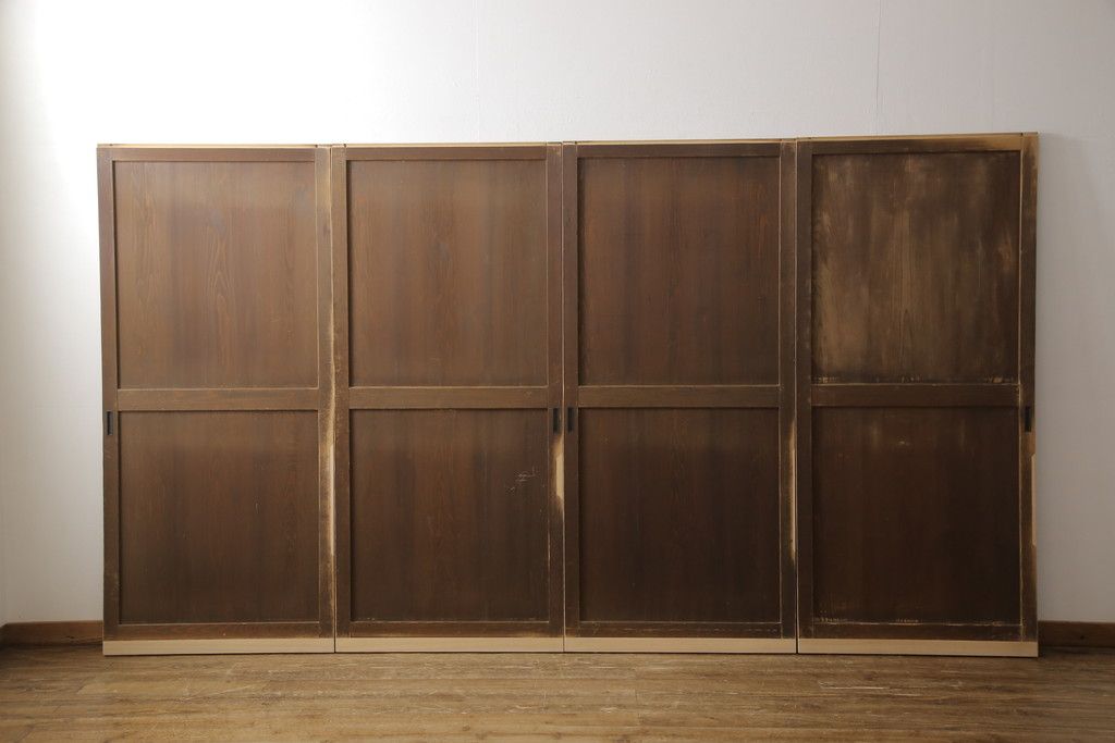 板戸4枚をリペア&カスタム!高さと幅をリサイズし、引手・戸車を取付け。(板戸、引き戸、建具)